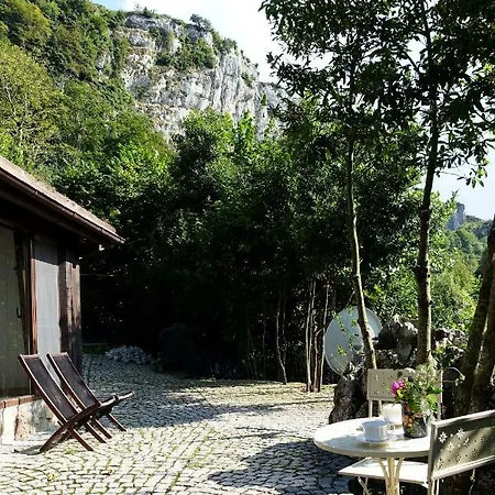 Hutte Nordspanien Campeggio Ajanedo